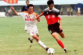 那些年延足穿过的球衣品牌 韩国品牌穿了11年图片