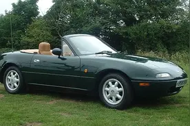 日本性能车大集合3 头文字D第四季和第五季中的车队及车型图片