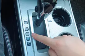 自动挡汽车不发动如何人推移动