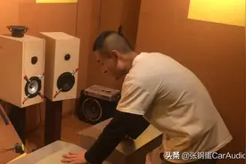 下雨开车！雨滴击打汽车顶棚噪音巨大！钢蛋教您处理！隔音有用？视频封面