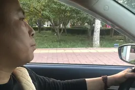 在准三线城市河南鹤壁开出租3年 一个月收入咋样 听师傅咋说？视频封面