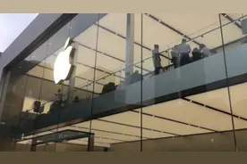 vlog  | 实拍成都太古里苹果直营店，新iphone 销售依然火爆视频封面