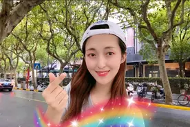 在上海市区雨中漫步是什么感觉？街道特有法国梧桐树，浪漫又温情