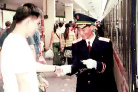 一路欢歌一路情图片