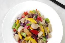 有一种鲜为人知的海鲜叫天鹅蛋~~彩椒炒天鹅蛋图片