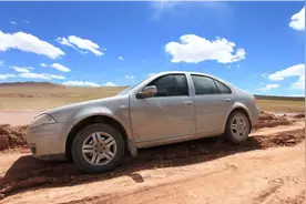 汽车底盘低？看完这个就有办法避免拖底了！