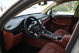 众泰SR9，高仿版保时捷，外观内饰一览！