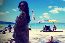 这里是加勒比海盗的诞生地，美女是这里的风景，如今对中国免签了