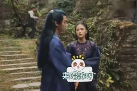 许凯唱粤语歌导致白鹿笑场，白鹿：再笑我请大家喝水视频封面