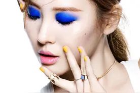 宣美惠林写真公开 鲜艳彩妆魅力抢眼图片