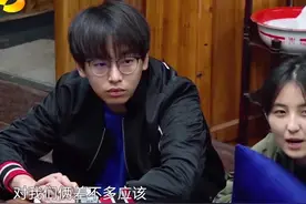 #向往的生活 #黄磊 #彭昱畅 #张子枫 彭彭自曝总是出演#备胎 心疼我彭彭，希望导演给他安排个甜甜的恋爱吧！