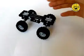 乐高moc视频图纸教程，精致的越野车减震底盘搭建教程