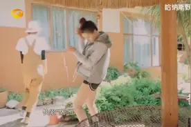 宋祖儿真的太像了张柏芝了 看两人真的是一脸不情愿还真的挺可爱的啊 关注看更多