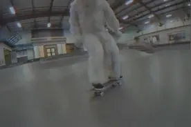 Fall Out Boy复古风mv《champion》