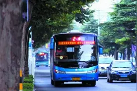 济南严重雾霾天有望免费乘公交 IC卡或将半价图片