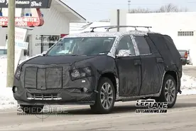 凯迪拉克全新SUV XT7谍照 采用GMC平台图片