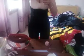 宝妈们产后穿什么样的收腹衣图片