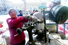 即将消失的手艺:换锅底壶底图片