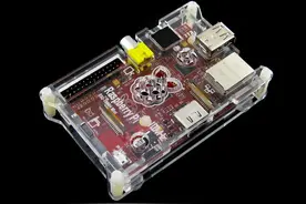 全球最小的电脑树莓派只有信用卡大小，不过它的功能却让人吃惊！图片