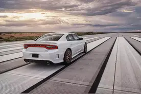 这车不是洋快餐，是味道最正的美式肌肉图片