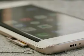 “颜值耀眼，用料足” vivo Xplay5手机体验图片