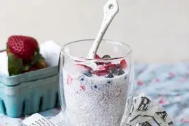 泰国柠檬椰奶草莓布丁 可当减肥餐图片