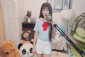 美女主播演唱《六楼》挺可爱的