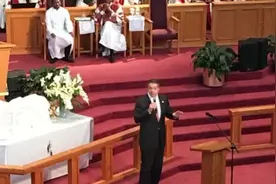 纽约州长吁提高最低时薪至$15图片