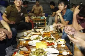 我们四九城的人是这样聊天的！图片