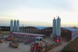 航拍建设中的银川到西安高铁视频封面