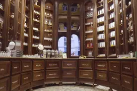 ##法国女人分享30个生活情趣#时尚芭莎#中英法文字幕~视频封面