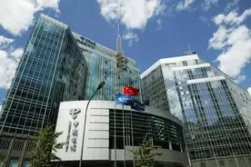 头条｜全球首个NB-IoT套餐出炉，中国电信：以连接数计费图片