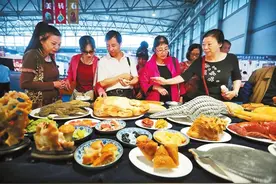 石博会启幕：砚山玛瑙引发客商追捧图片