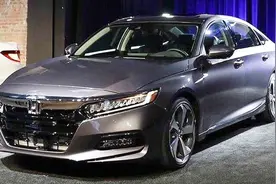 思铂睿彻底没戏了！全新雅阁携 2.0T+10AT 继续开挂，100公里加速几秒你们说了算！