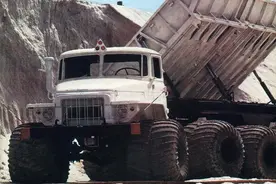 野外作业专用，曾经被称为“陆地大脚怪”的汽车你都见过吗图片