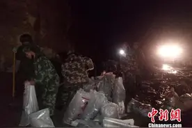 降雨致西藏中印边境亚东县道路受损图片