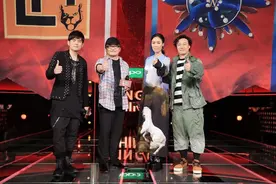 《中国新歌声》首播  周杰伦“不满”陈奕迅 刘欢回归泪洒现场图片