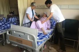 52岁孕妇赌上性命生下龙凤胎！这是我省第一例成功诞下双胞胎的极高龄妈妈图片