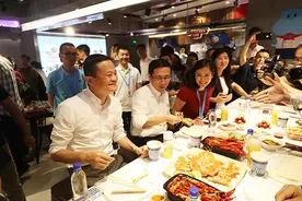 阿里新零售试验：盒马鲜生逆势开店13家，已实现规模盈利图片