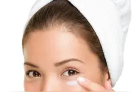 眼部皱纹要怎样去掉？去掉眼部皱纹的有效方法有哪些？图片