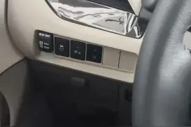 丰田塞纳车内按键视频操作手册！