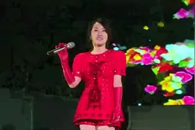 旧日影像｜杨钰莹成都格丽兰之夜《最好的时光》之《茶山情歌》容颜可以老去，歌声永留心间视频封面