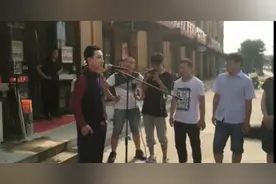 北大学霸低音哥被曝是清华学霸李健的同窗同学图片