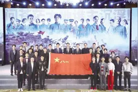 《建军大业》：富艺术性的主旋律影片图片