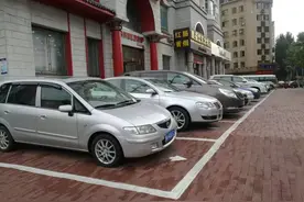 哈尔滨新增2000余个免费停车位丨另有两条封路和公交调整信息图片