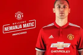 看着曼联的身高数据，贝克汉姆：扶我起来，我还能刷点助攻图片