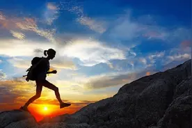 姑娘，请留步！独行的你还需要一个“安全锦囊”图片