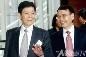 百丽曾占据了中国女性鞋类市场半壁江山，为何沦落到退市的命运？图片