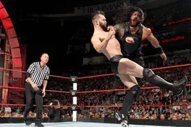 北美最火的WWE摔跤来中国了，《战狼2》也有他们的选手图片