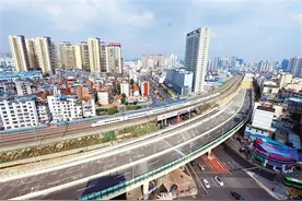 南宁市公安系统组织献血为“两会”储血图片